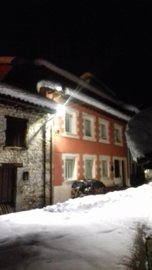 Casa Rural Cares Santa Maria de Valdeon Zewnętrze zdjęcie